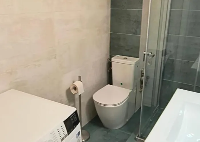 Luxury Intercontinental 4 Bedrooms Old Brand New Bucarest