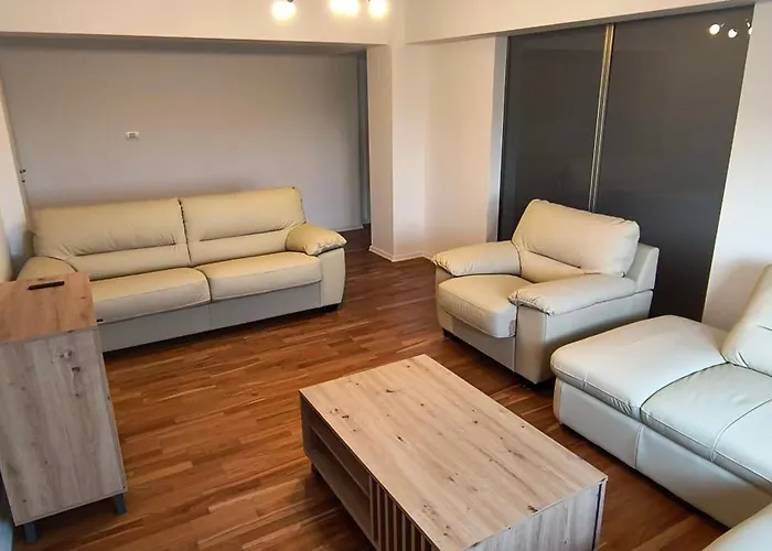 Lägenhet Luxury Intercontinental 4 Bedrooms Old Brand New *