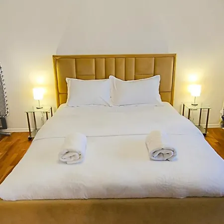 Apartment Luxury Intercontinental 4 Bedrooms Old Brand New